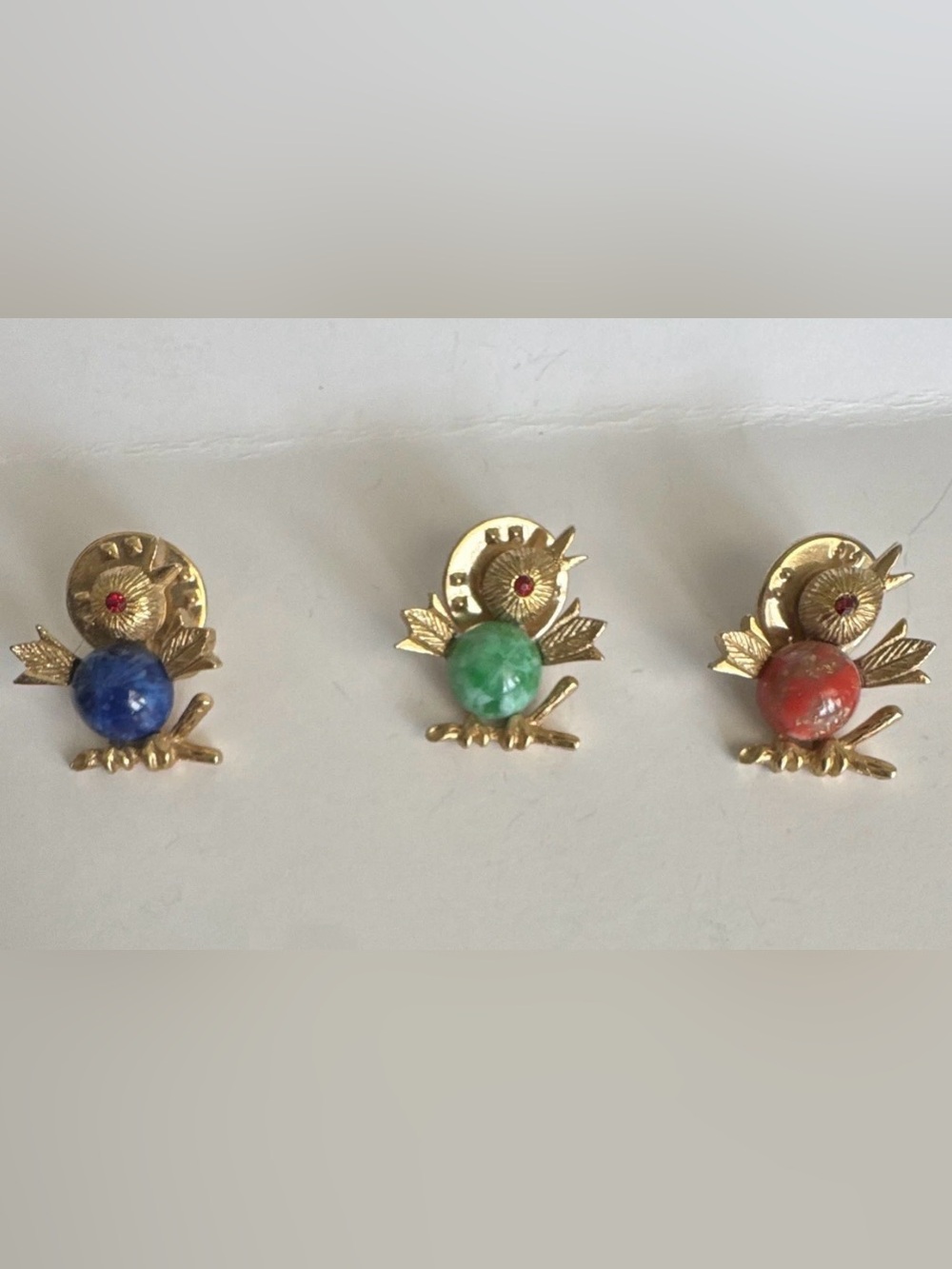 Vintage Sarah Coventry Birdie "Tic-Tac-Toe" (1967) Brooch/Lapel Pin Set of 3!